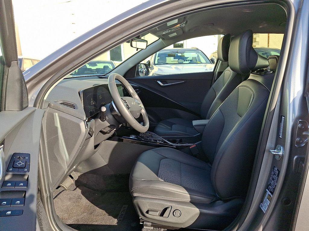 used 2025 Kia Niro car, priced at $27,995