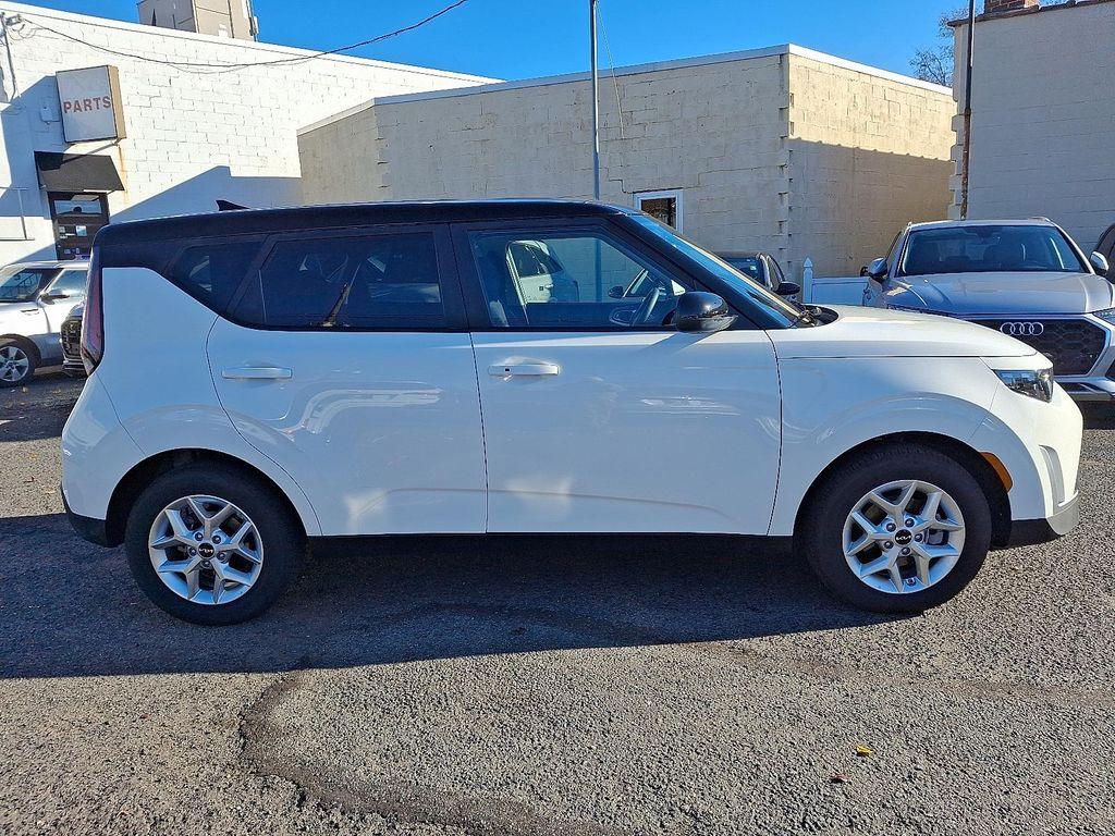 used 2025 Kia Soul car, priced at $22,995