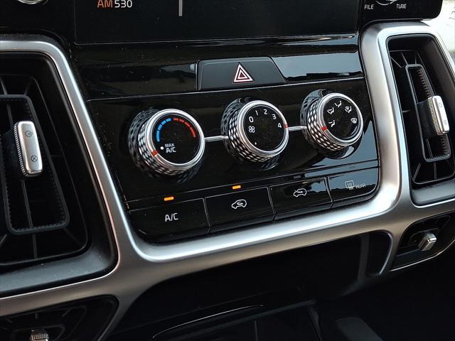 used 2022 Kia Sorento car, priced at $25,795