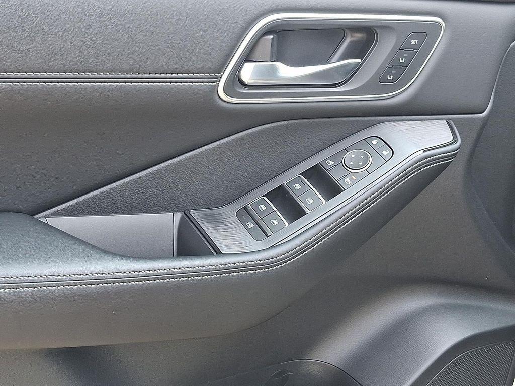 used 2024 Nissan Rogue car, priced at $33,995