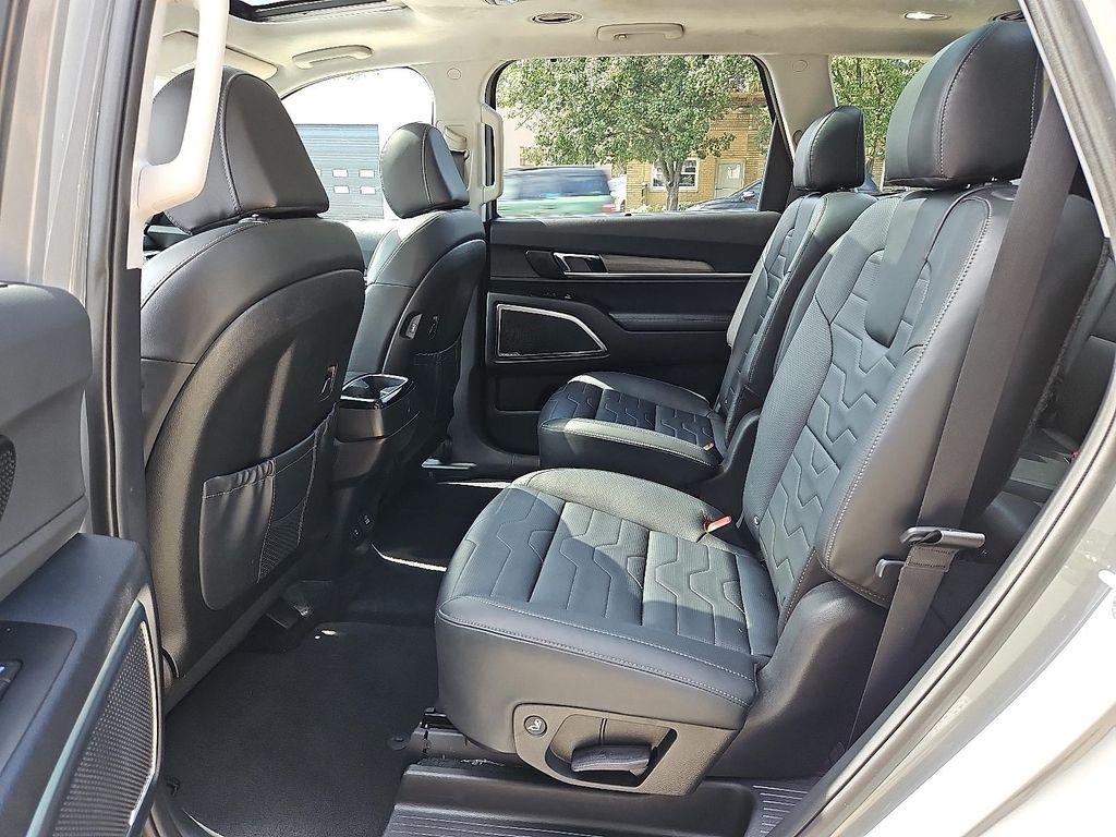 used 2022 Kia Telluride car, priced at $38,625