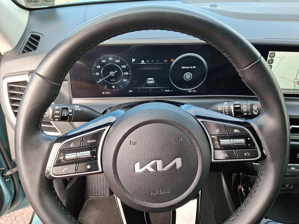 used 2024 Kia Seltos car, priced at $21,995