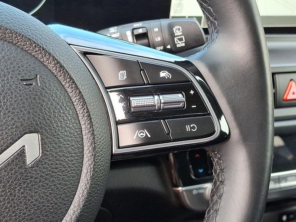 used 2024 Kia Seltos car, priced at $21,995