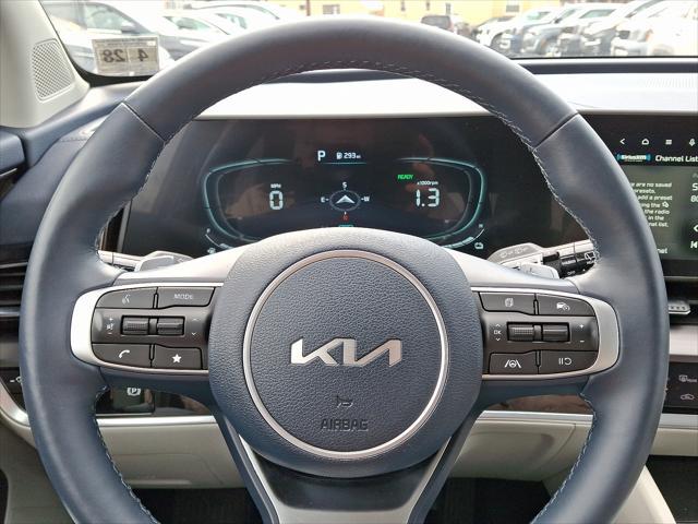 used 2023 Kia Sportage Hybrid car, priced at $28,995