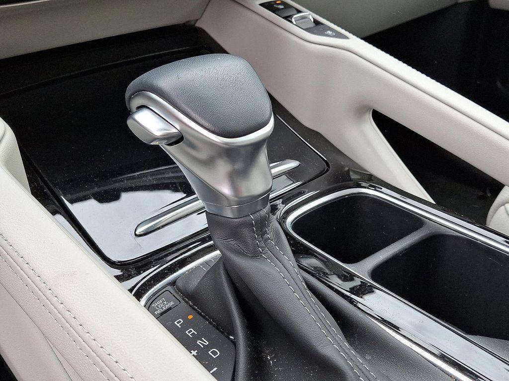 used 2024 Kia Telluride car, priced at $41,299