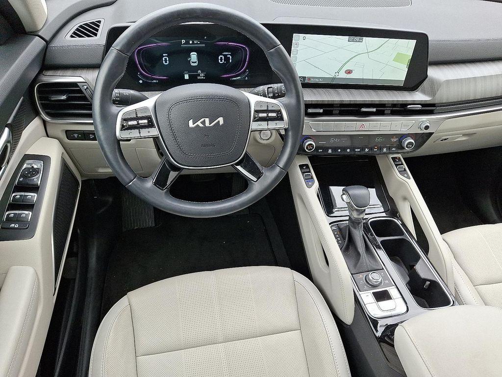 used 2024 Kia Telluride car, priced at $41,299