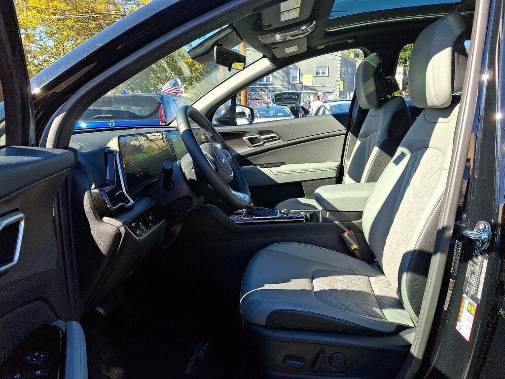 used 2025 Kia Sportage car, priced at $30,995