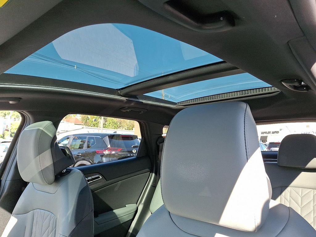 used 2025 Kia Sportage car, priced at $30,995