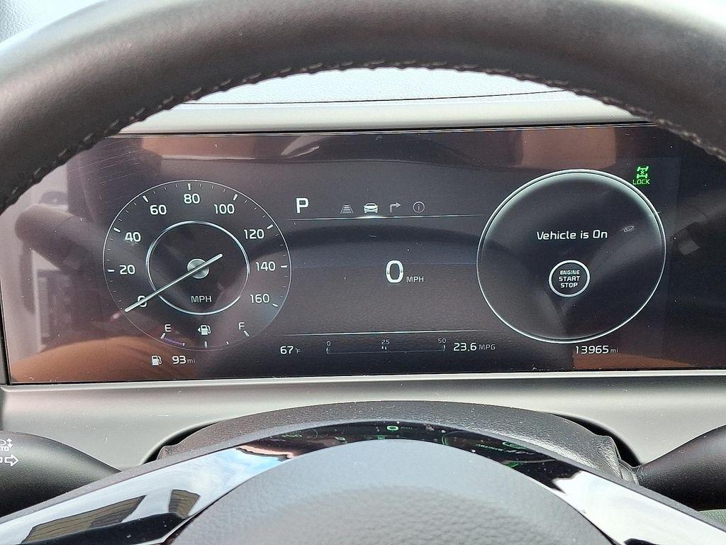 used 2024 Kia Seltos car, priced at $24,995