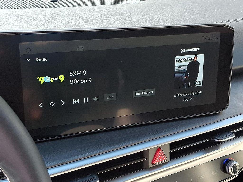 used 2025 Kia Sorento car, priced at $37,999