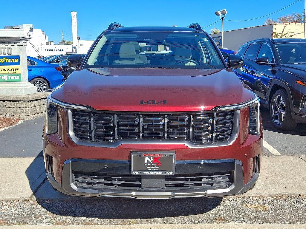 used 2025 Kia Sorento car, priced at $37,999