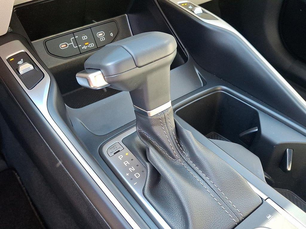 used 2025 Kia Sorento car, priced at $37,999