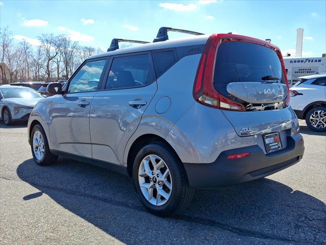 used 2022 Kia Soul car, priced at $17,223