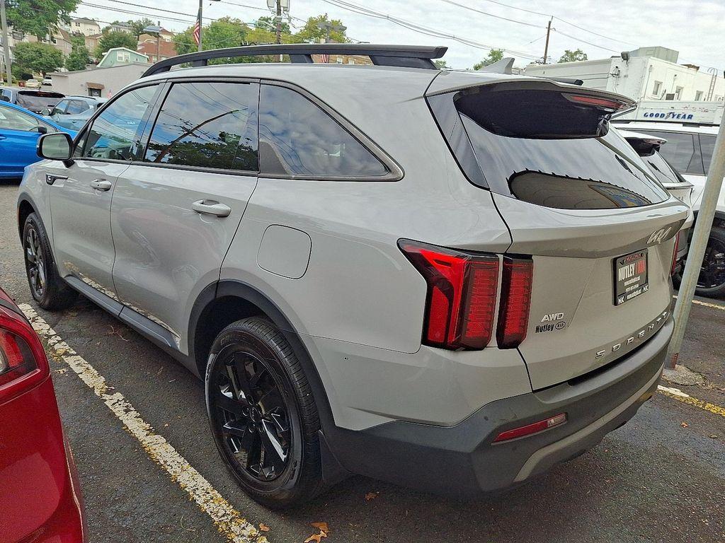 used 2022 Kia Sorento car, priced at $27,495