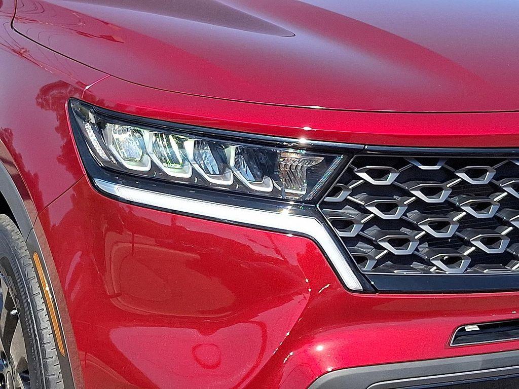 used 2022 Kia Sorento car, priced at $28,495