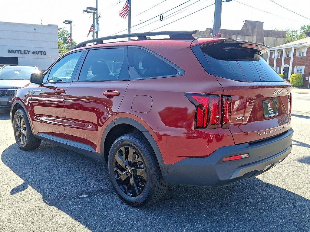 used 2022 Kia Sorento car, priced at $28,495