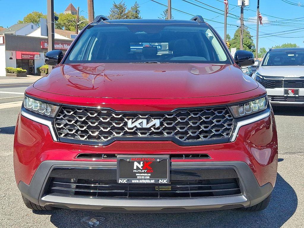 used 2022 Kia Sorento car, priced at $28,495