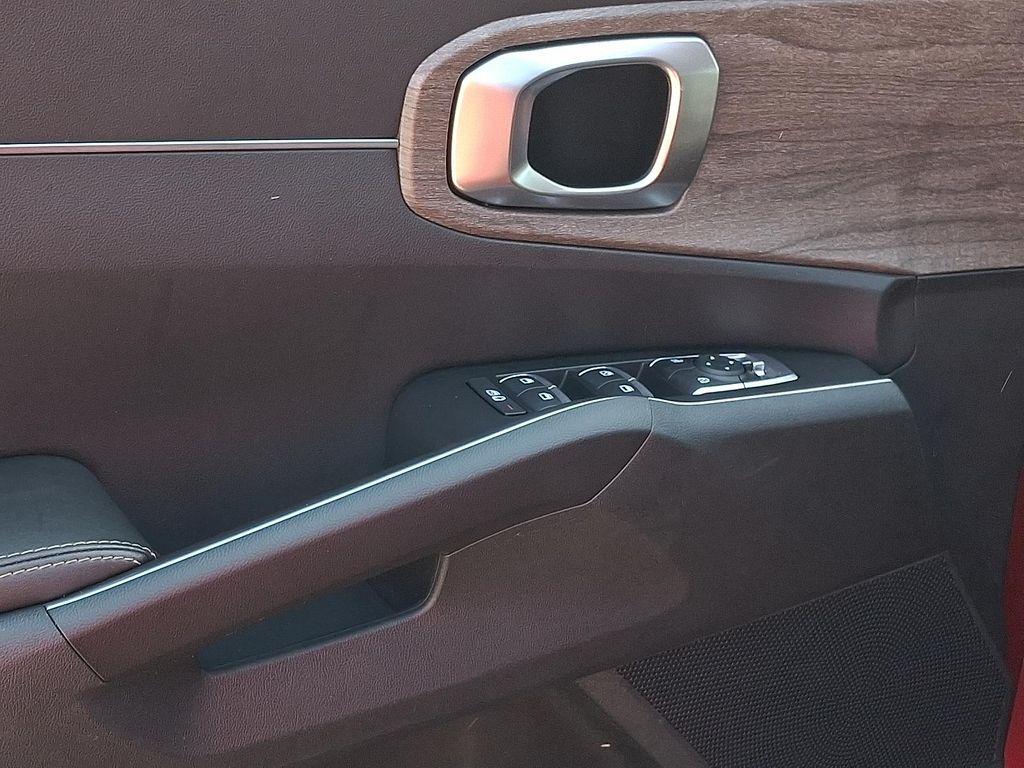 used 2022 Kia Sorento car, priced at $28,495