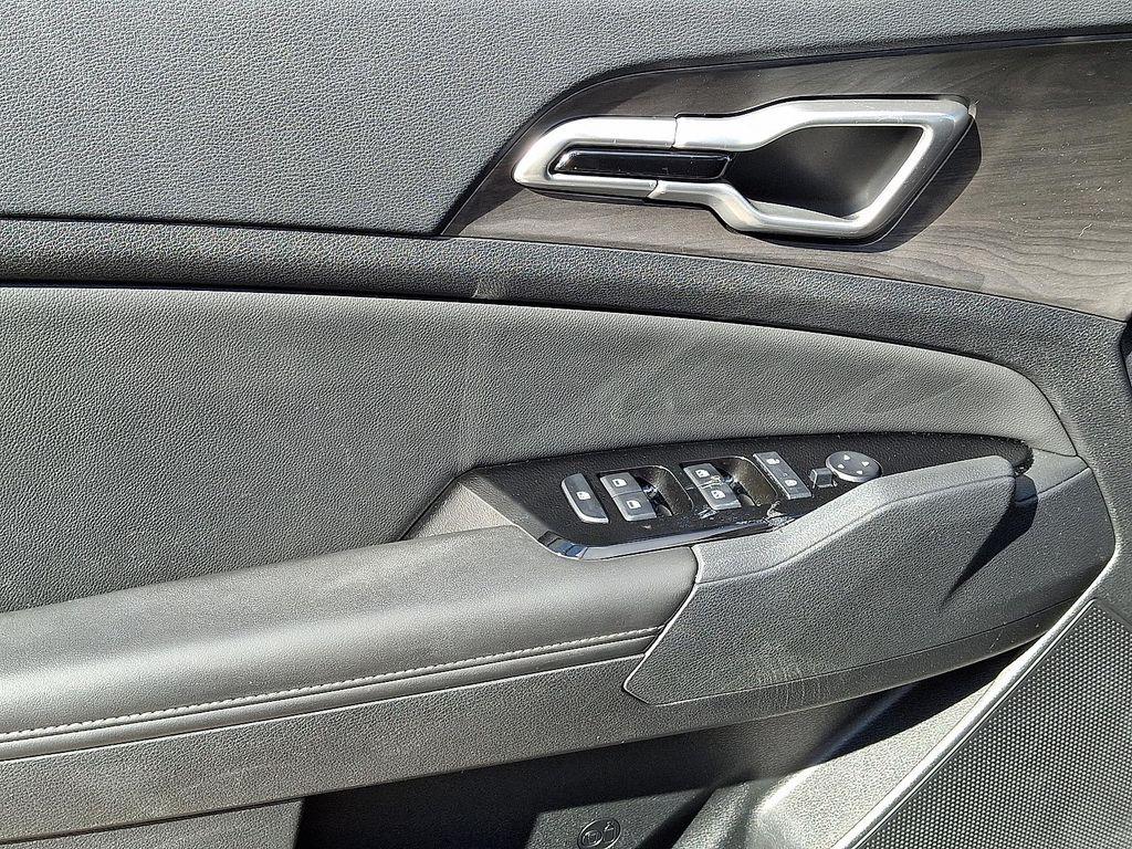 used 2023 Kia Sportage car, priced at $24,325