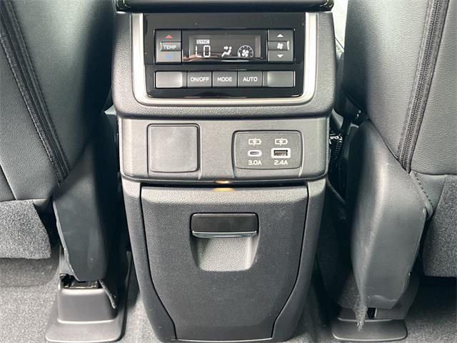 new 2025 Subaru Ascent car, priced at $45,623