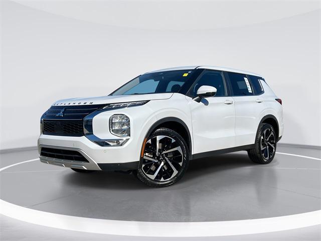 used 2023 Mitsubishi Outlander car, priced at $19,994