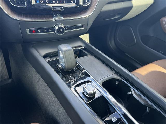 used 2022 Volvo XC60 car, priced at $29,634