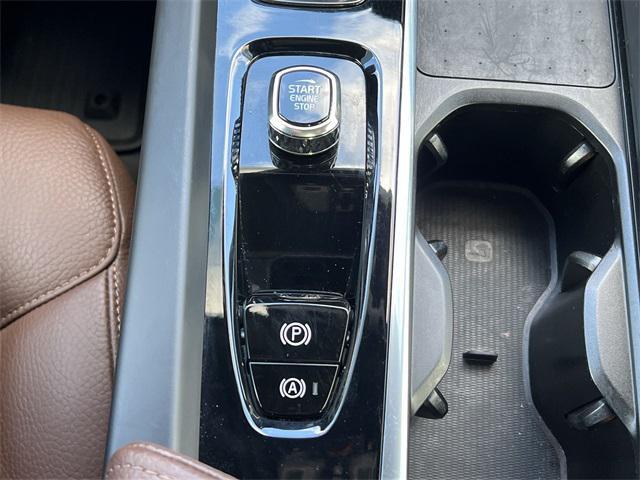 used 2022 Volvo XC60 car, priced at $29,634