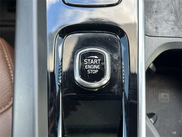 used 2022 Volvo XC60 car, priced at $29,634