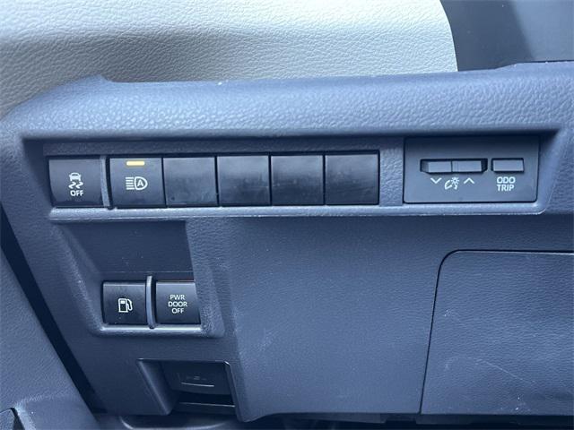 used 2023 Toyota Sienna car, priced at $35,265