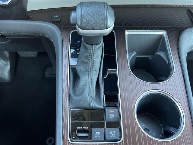 used 2023 Toyota Sienna car, priced at $35,265