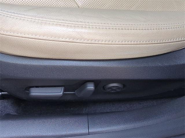 used 2018 Hyundai Sonata Hybrid car, priced at $13,499