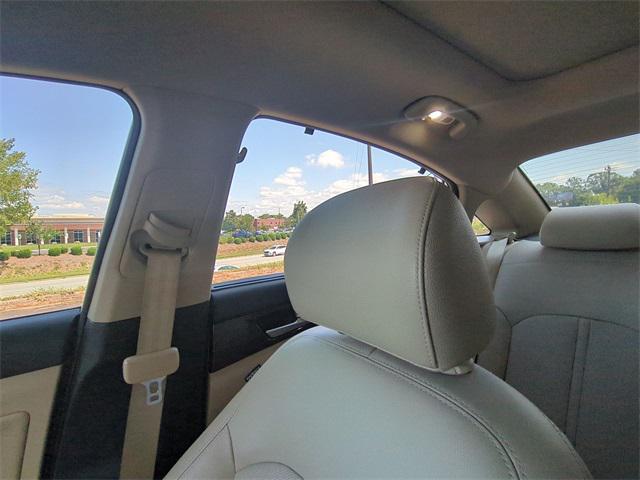 used 2018 Hyundai Sonata Hybrid car, priced at $13,499