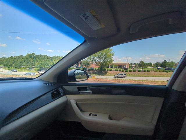 used 2018 Hyundai Sonata Hybrid car, priced at $13,499