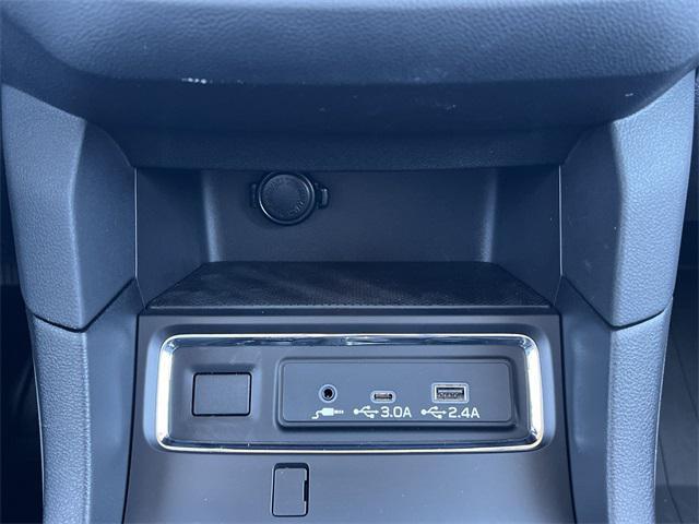 new 2025 Subaru Ascent car, priced at $45,669