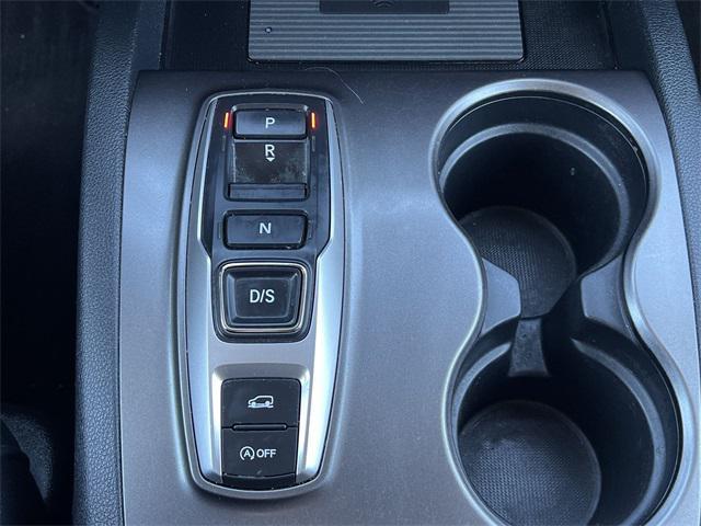 used 2022 Honda Pilot car, priced at $29,233