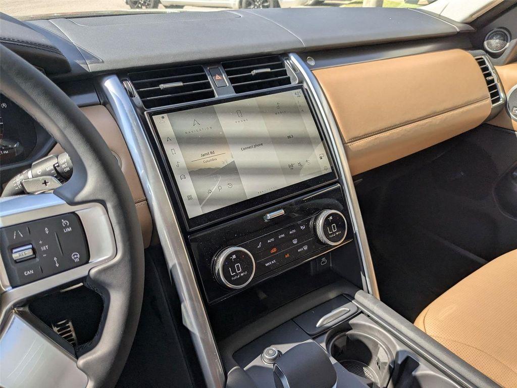 new 2025 Land Rover Discovery car, priced at $86,753