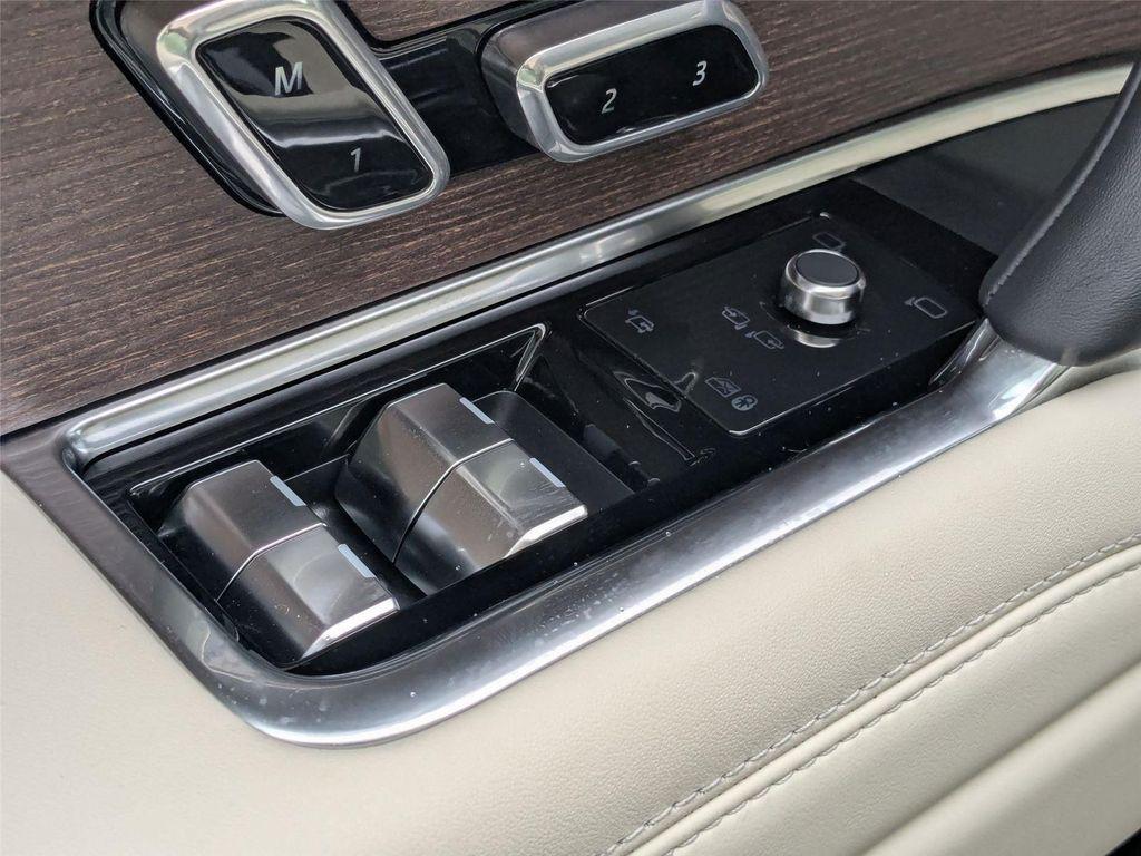 new 2025 Land Rover Range Rover car
