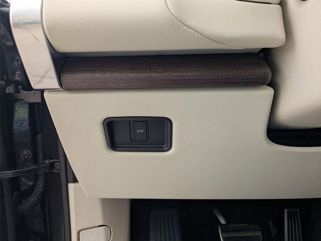 new 2025 Land Rover Range Rover car