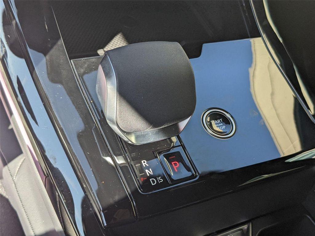 new 2025 Land Rover Range Rover Sport car, priced at $96,005