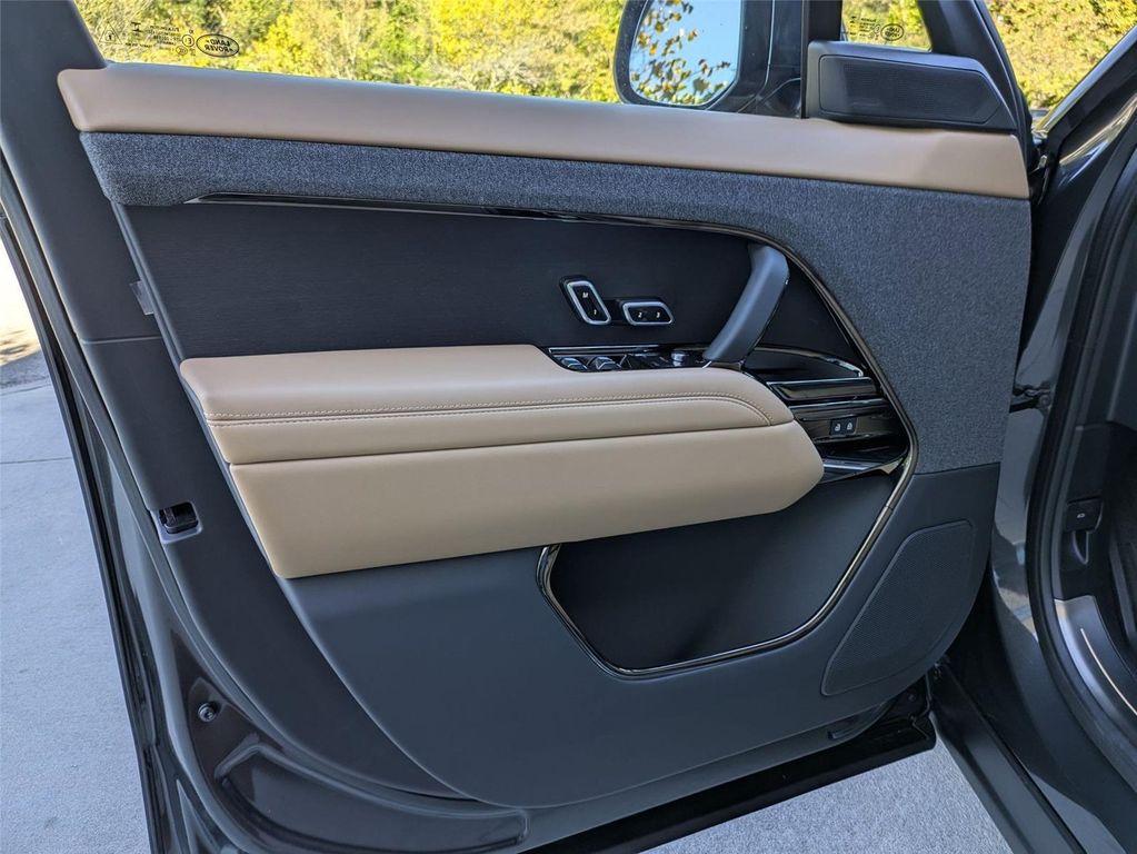 new 2025 Land Rover Range Rover Sport car, priced at $96,005