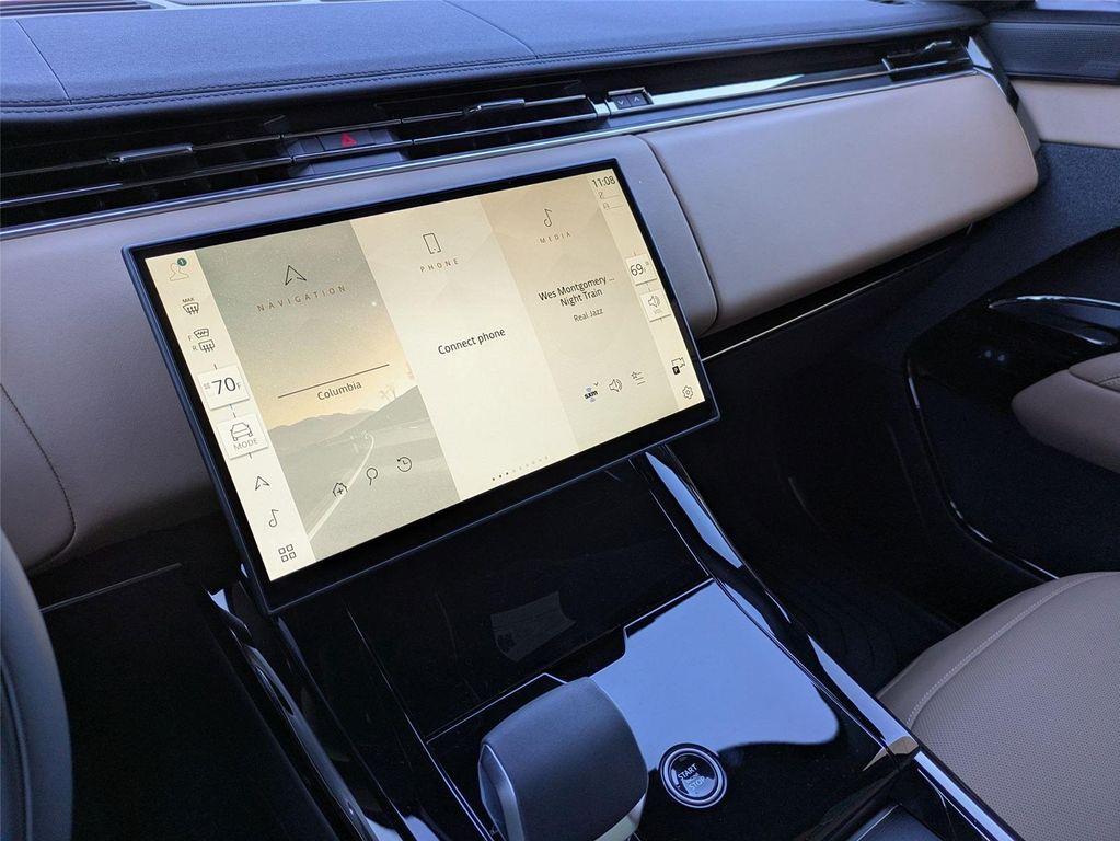 new 2025 Land Rover Range Rover Sport car, priced at $96,005