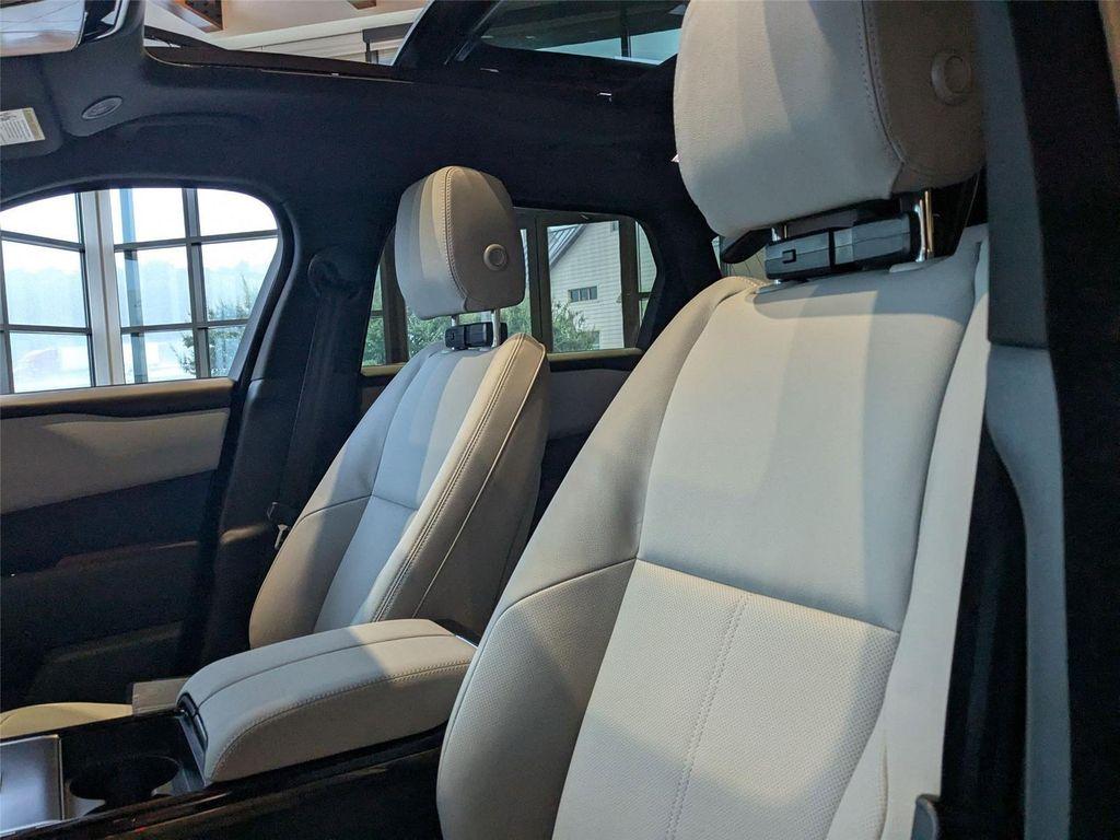 new 2026 Land Rover Range Rover Velar car