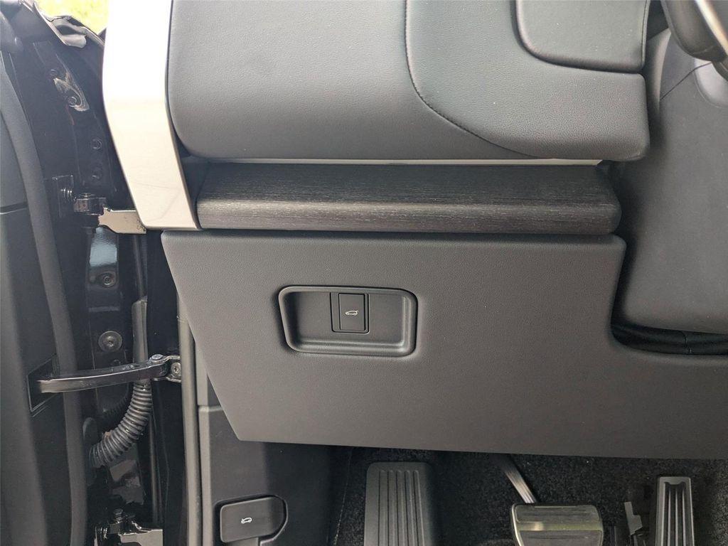new 2025 Land Rover Range Rover car, priced at $138,100
