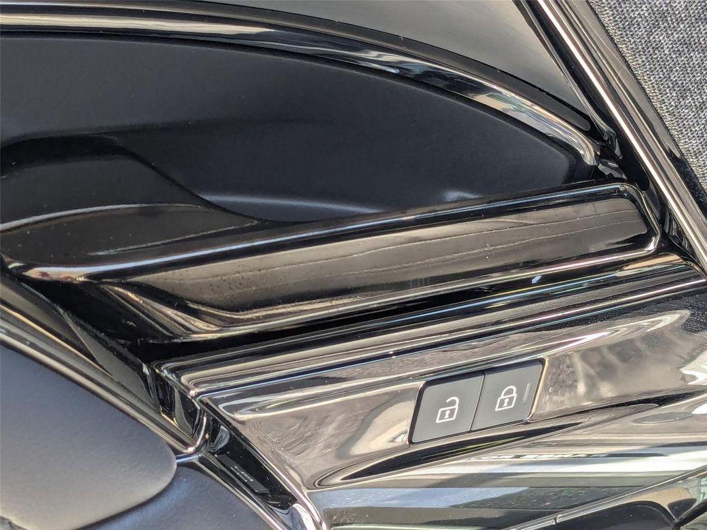 new 2025 Land Rover Range Rover Sport car, priced at $83,450