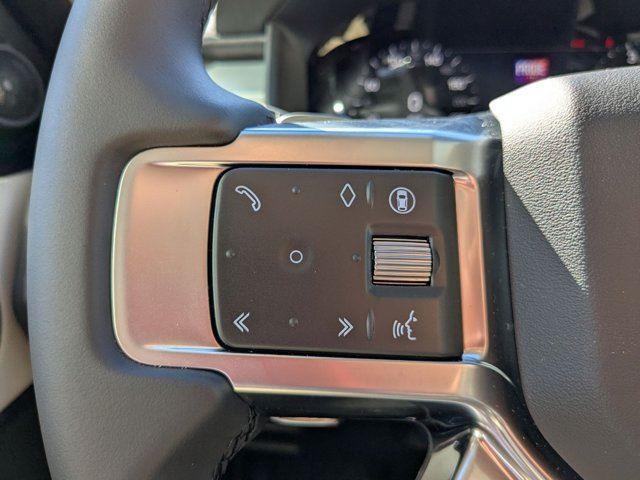 new 2025 Land Rover Discovery car