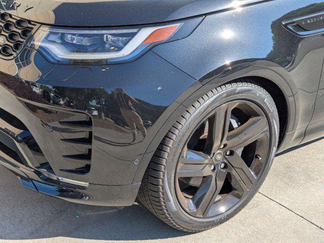 new 2025 Land Rover Discovery car