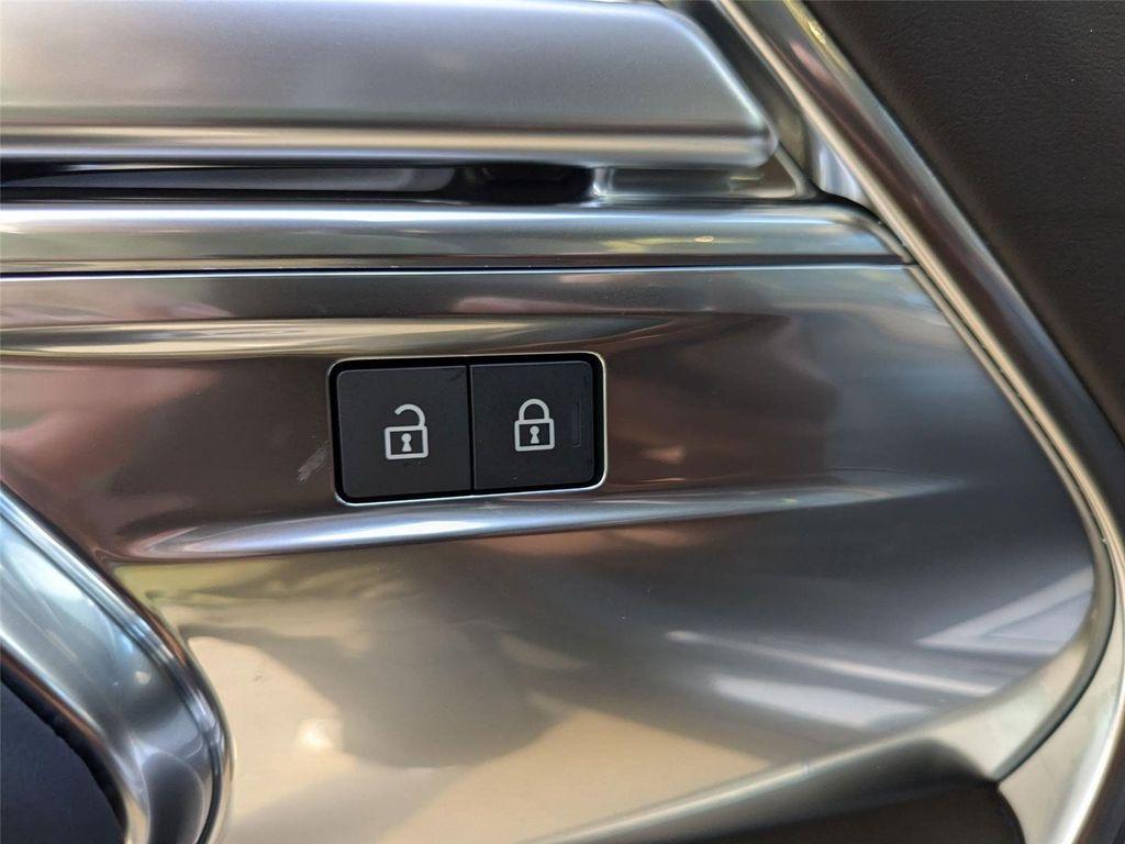 new 2025 Land Rover Range Rover car, priced at $136,365