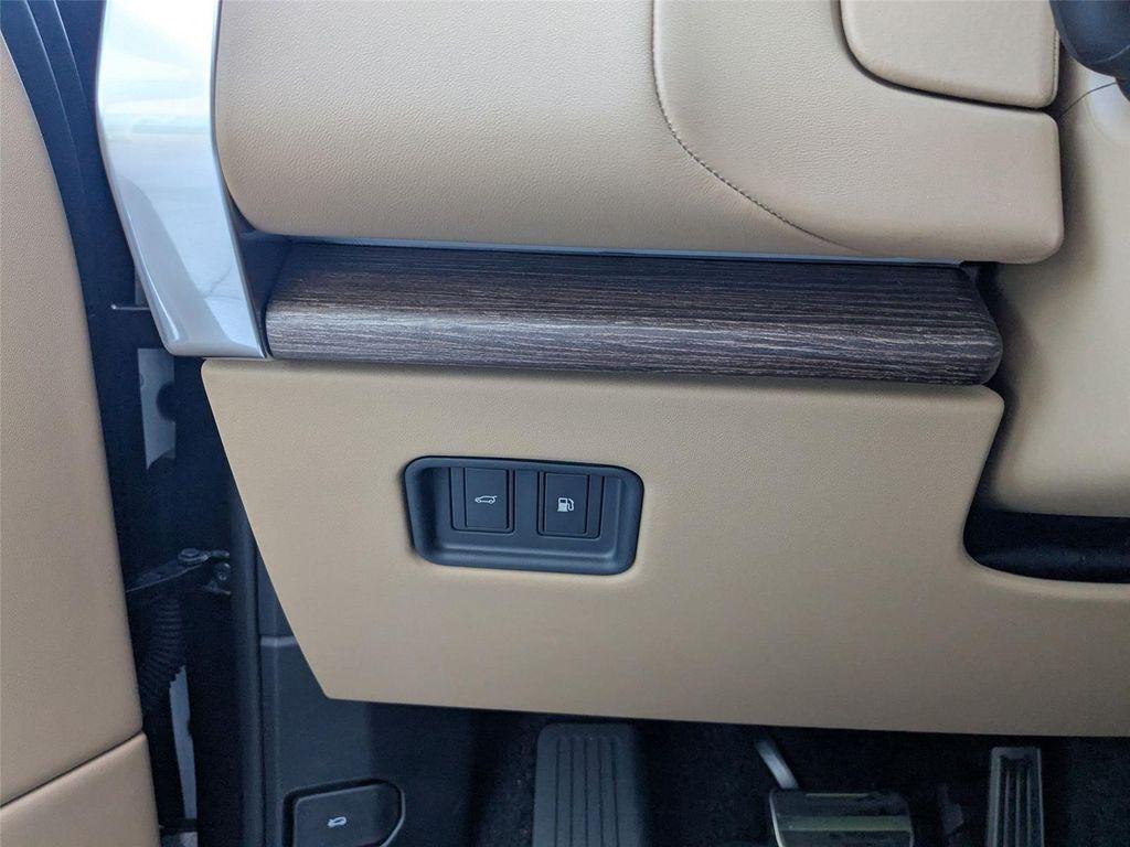 new 2025 Land Rover Range Rover car, priced at $129,210