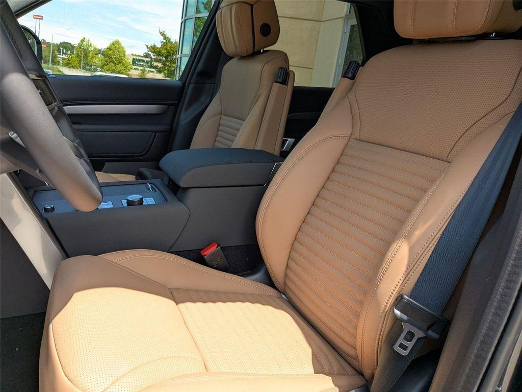 new 2025 Land Rover Discovery car, priced at $80,443