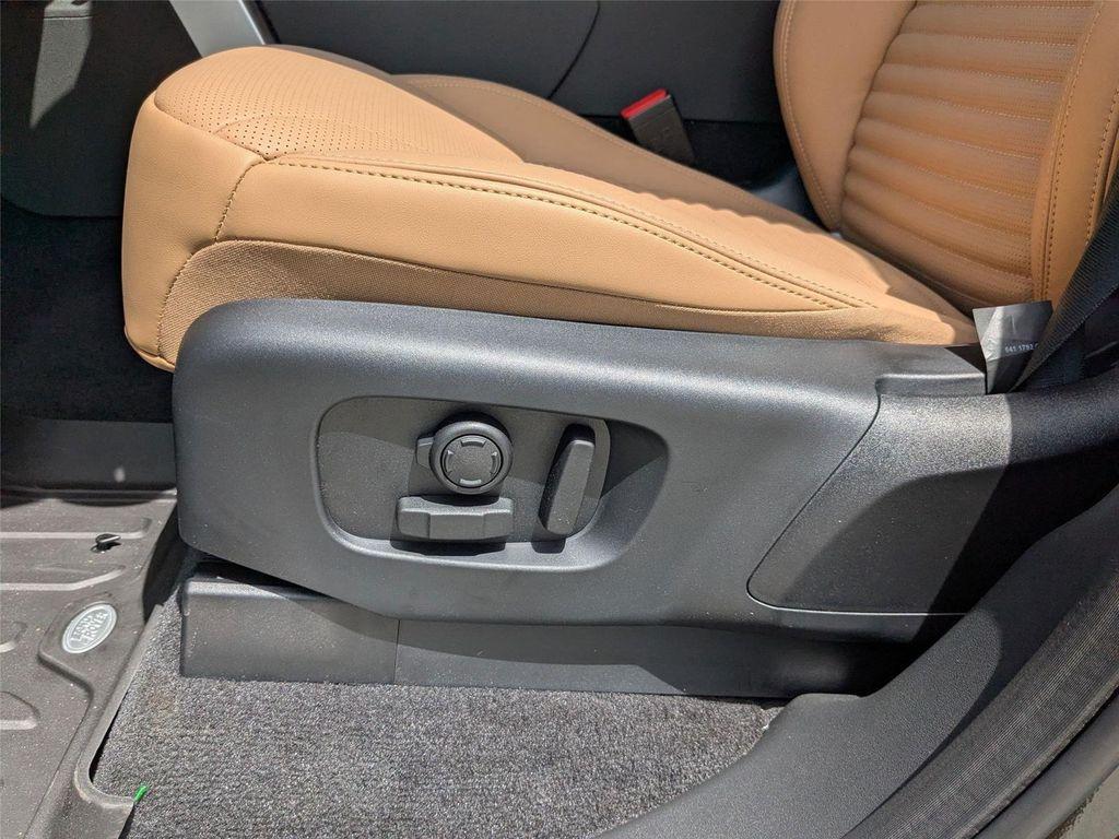 new 2025 Land Rover Discovery car, priced at $80,443